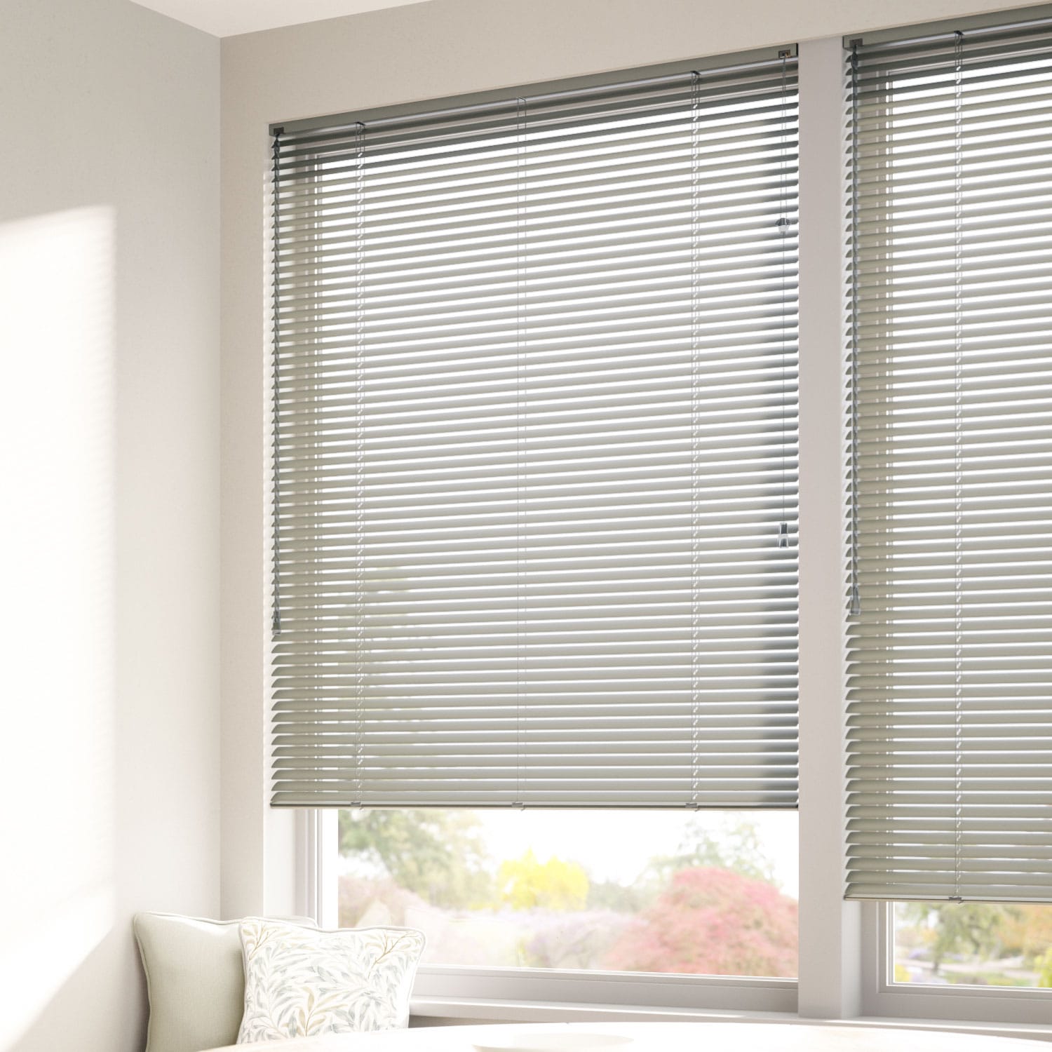 ColorizedZoom Atelier Pearl Graphite Venetian Blind - 25mm Slat 2253