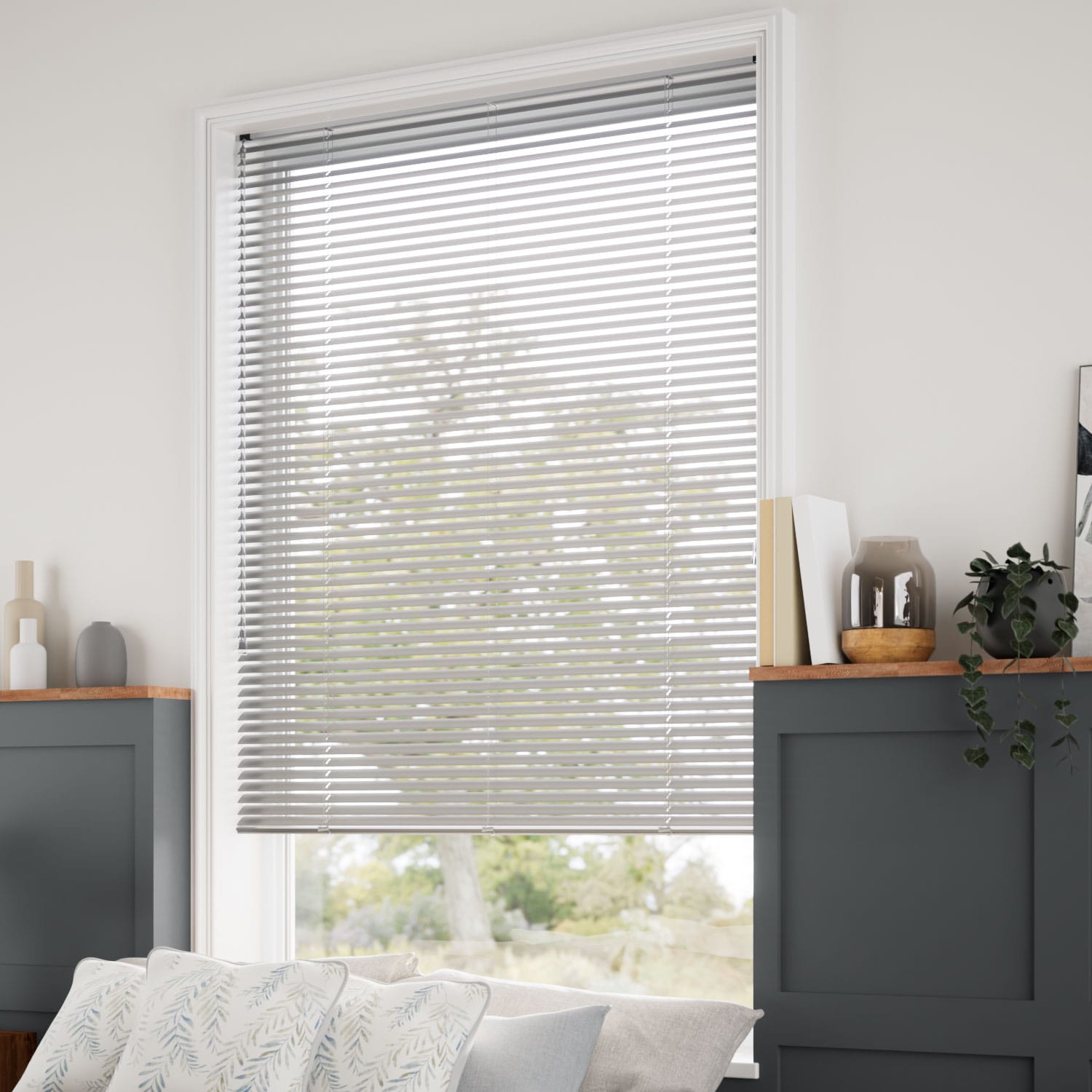 ColorizedZoom Atelier Brushed Titanium Venetian Blind - 25mm Slat 2257
