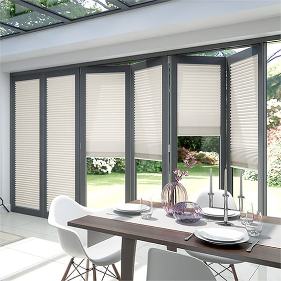 ColorizedZoom BiFold ClickFIT Cream Pleated Blind 2052