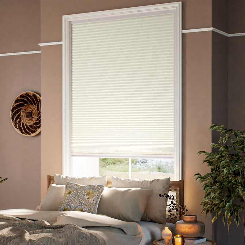 ColorizedZoom MaxShade Blackout Magnolia Thermal Blind
