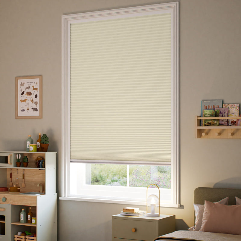 ColorizedZoom MaxShade Blackout Parchment Thermal Blind