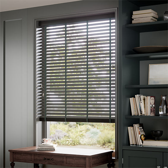 ColorizedZoom Natural Bamboo Basalt & Anthracite Wooden Blind - 50mm Slat 3371