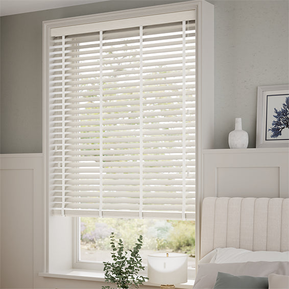 ColorizedZoom Natural Bamboo Chalk & Chalk Wooden Blind - 50mm Slat 8894