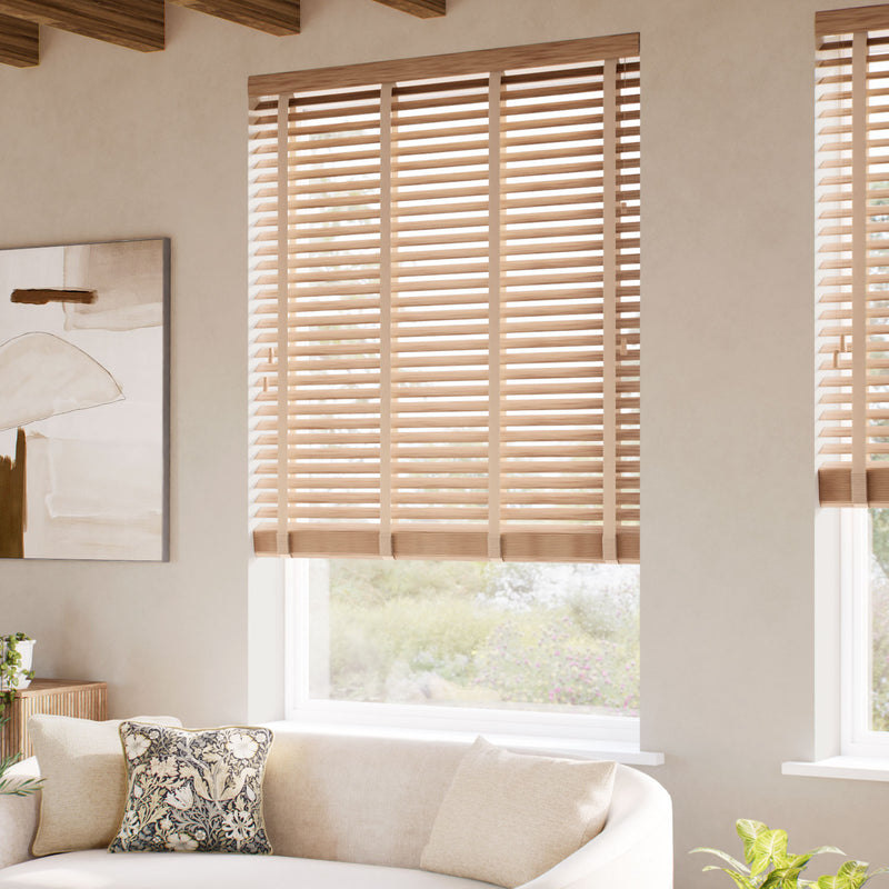 ColorizedZoom Chestnut & Chevron Tan Faux Wood Blind - 50mm Slat