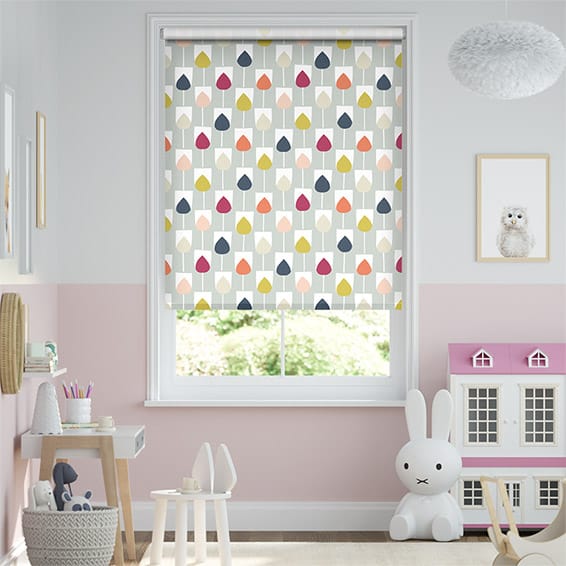 Colorized Sula Stem Berry Crush Roller Blind