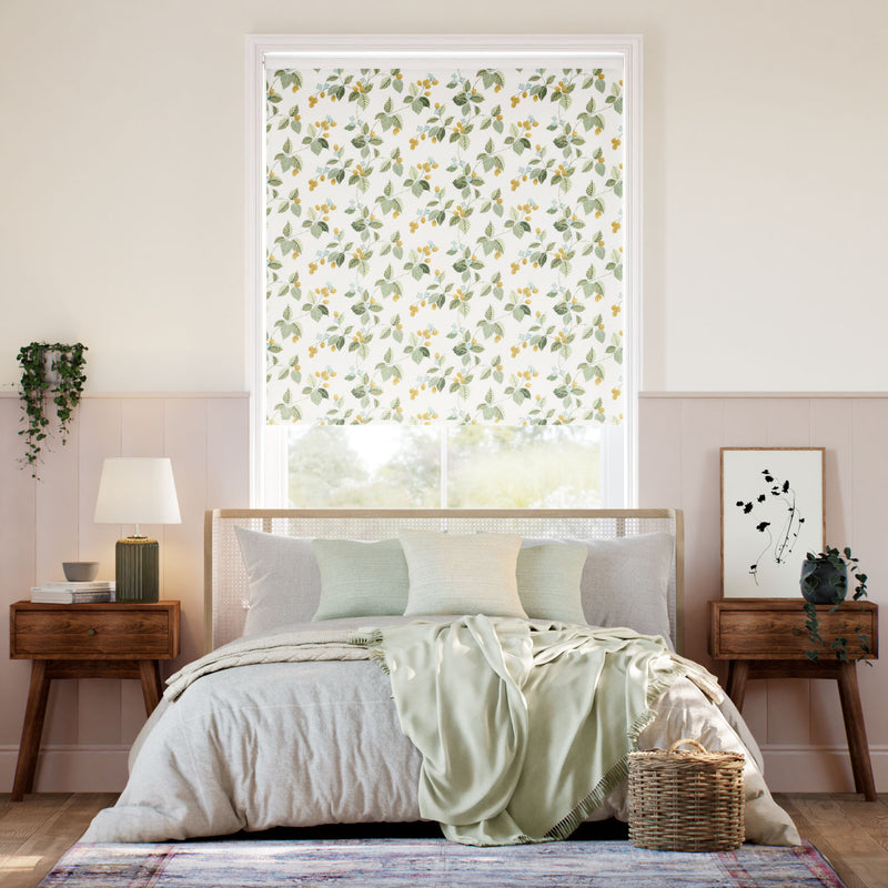 Colorized Rubus Traditional Green Roller Blind