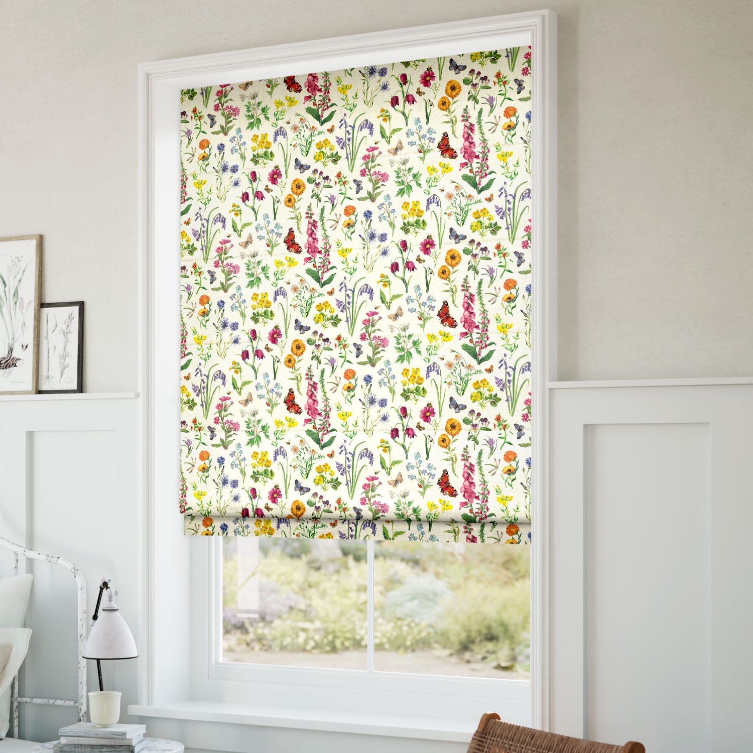 ColorizedZoom Wild Flowers Meadow Roman Blind 7657
