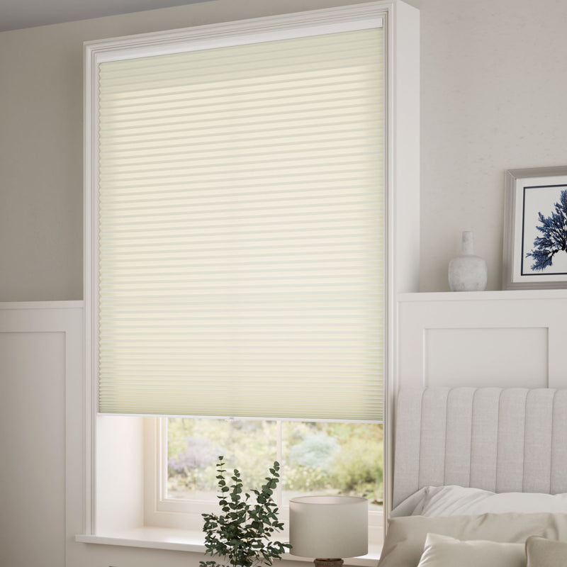 ColorizedZoom Electric DuoLight Cordless Clotted Cream Thermal Blind 9057
