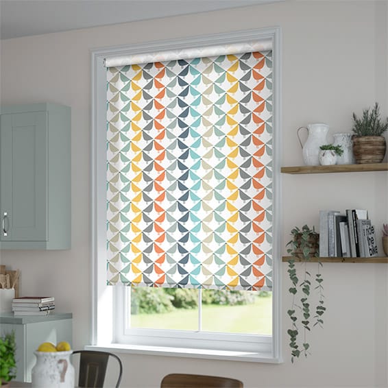 ColorizedZoom Electric Lintu Birds Fruit Punch Roller Blind 9153