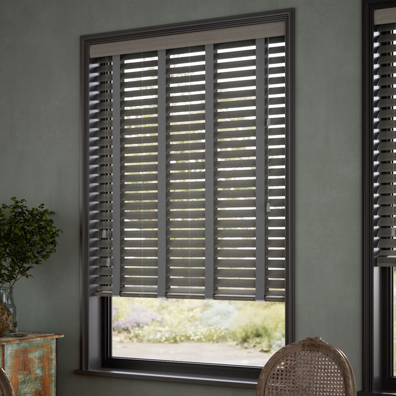 ColorizedZoom Graphite Grain & Anthracite Faux Wood Blind - 50mm Slat 8895