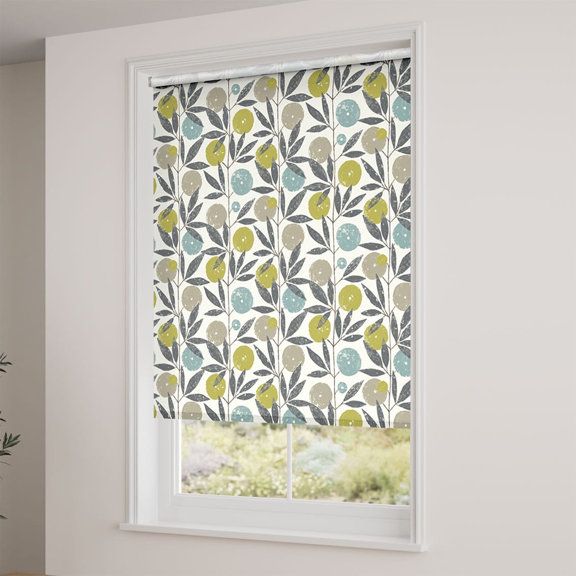 ColorizedZoom Blomma Trail Kiwi Roller Blind 3707