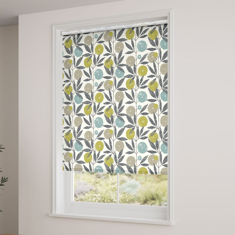ColorizedZoom Blomma Trail Kiwi Roller Blind 3707