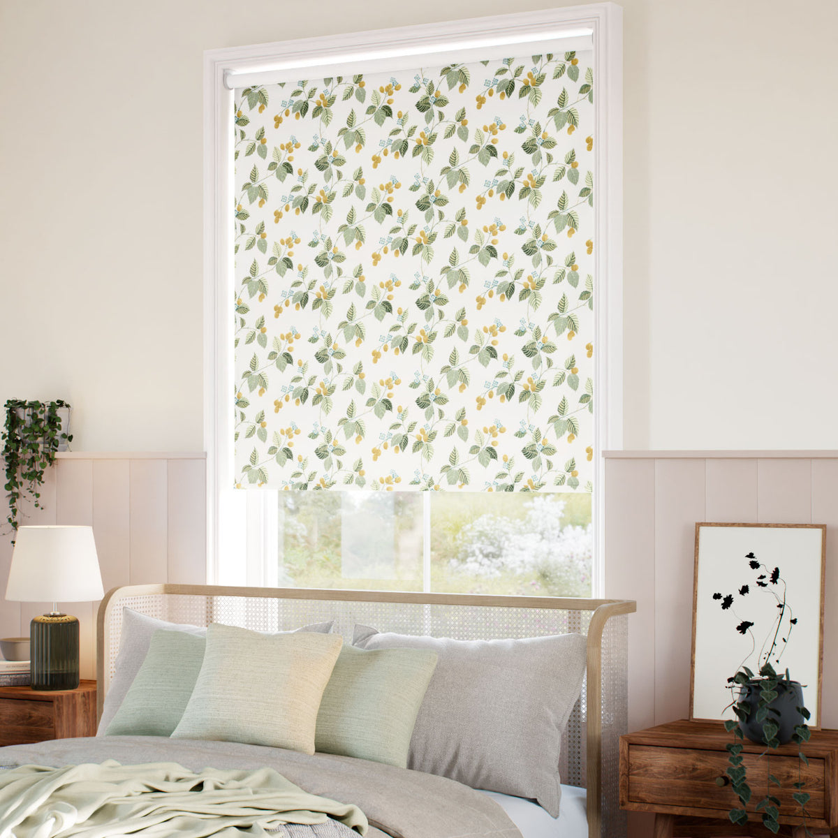 ColorizedZoom Twist2Go Rubus Traditional Green Roller Blind 5341