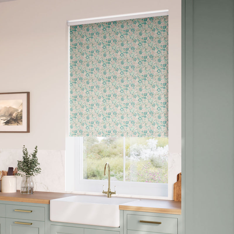 ColorizedZoom Glen Lyon Basil Roller Blind 5368