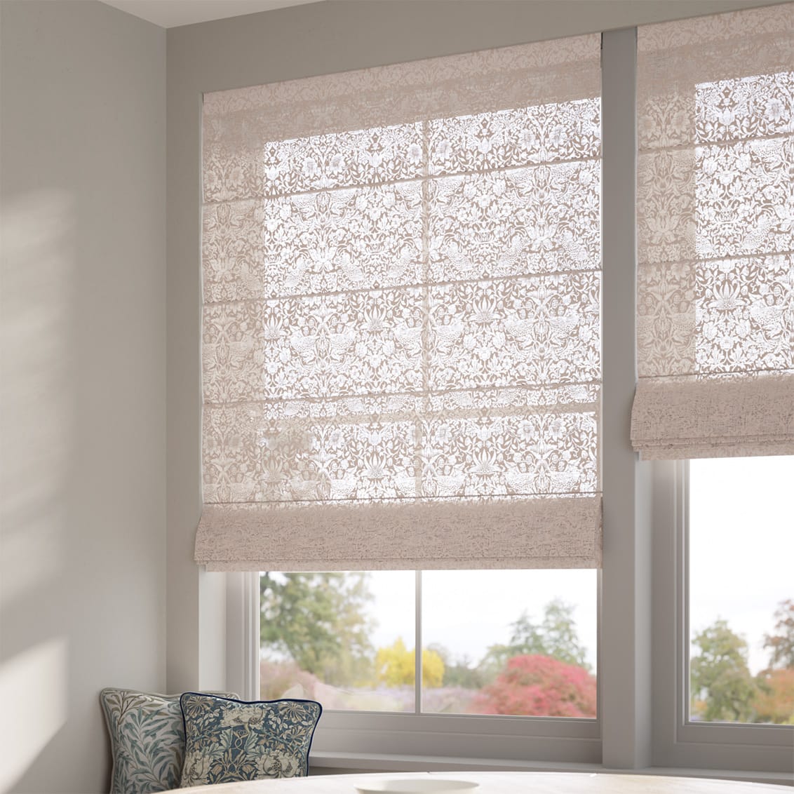 ColorizedZoom William Morris Strawberry Thief Voile Blush Roman Blind 7531