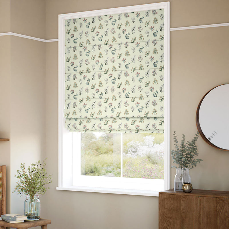 ColorizedZoom Leiden Coral Pistachio Roman Blind 9366