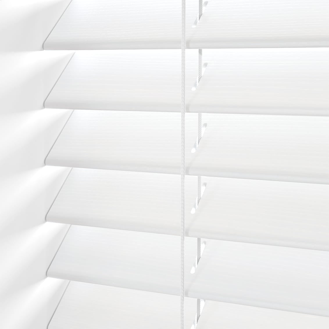 frost-white-64-fabric-50-3-zoom 